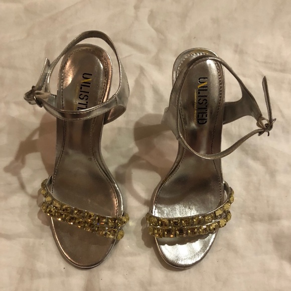 Unlisted Silver and Gold 3” Heels Size 6.5 - Picture 2 of 6